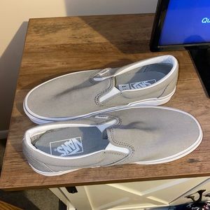 Gray vans☑️
